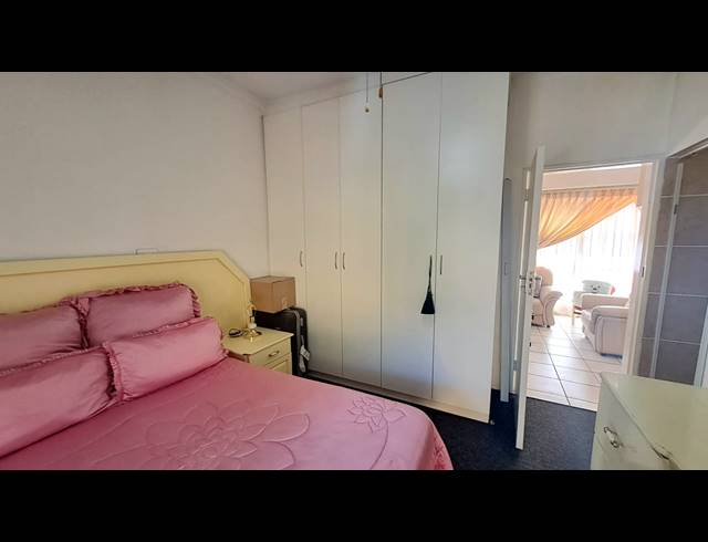 1 BEDROOM FLAT TO LET IN ARCON PARK